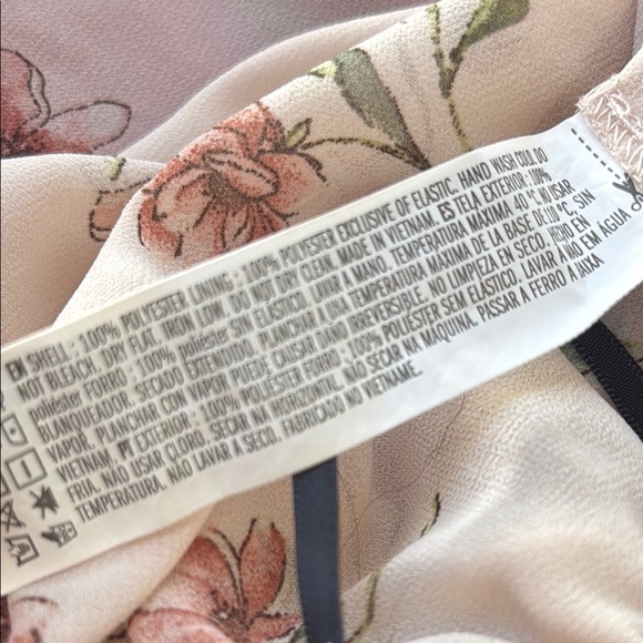 Forever 21 Babydoll Pink Floral Ruffle Blouse M - Picture 8 of 8